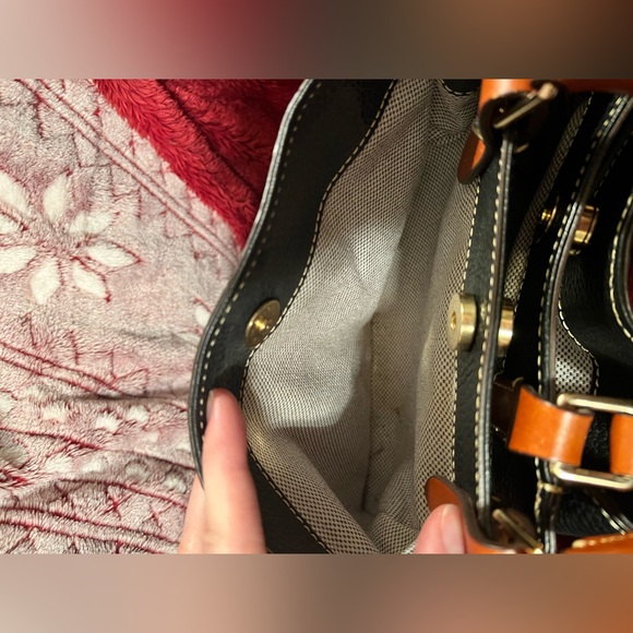 Dooney & Bourke Black Satchel Tote Purse - Picture 11 of 14